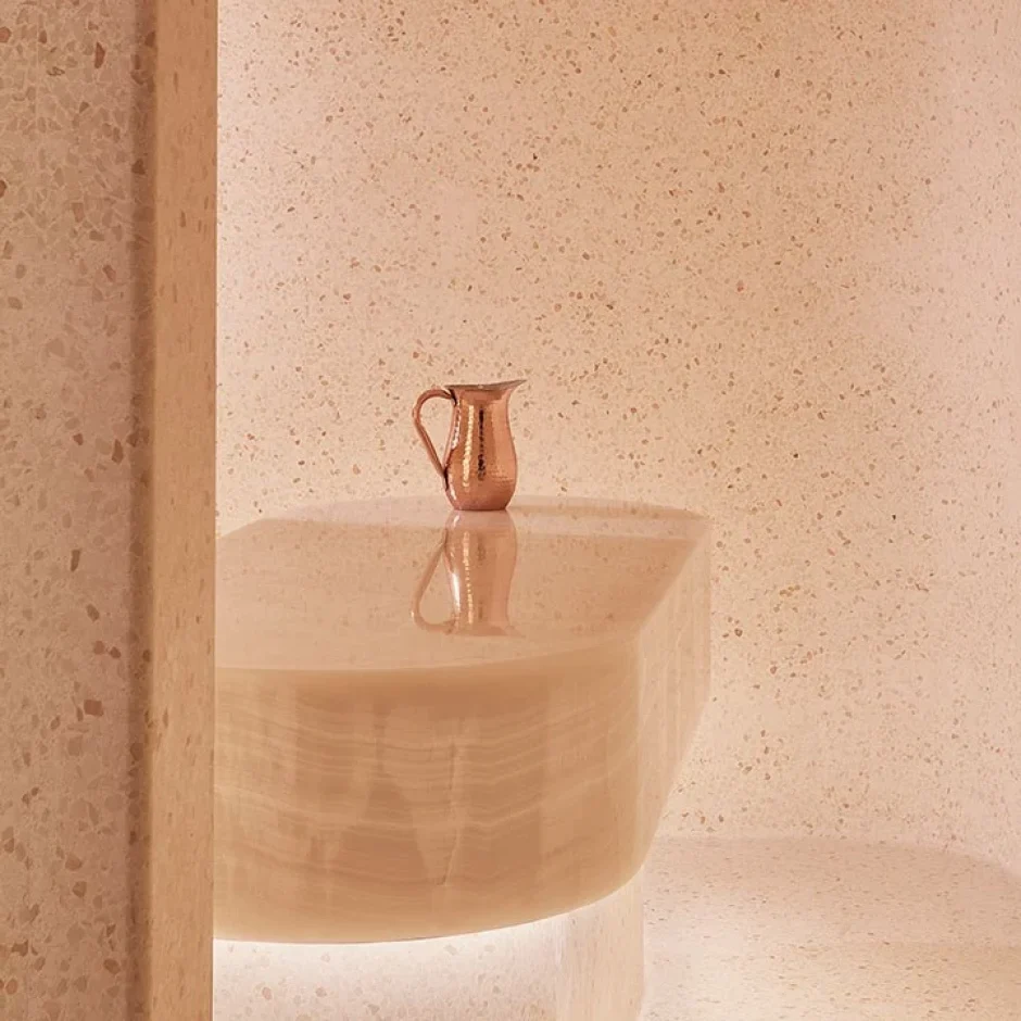 Home white onyx room 960x720